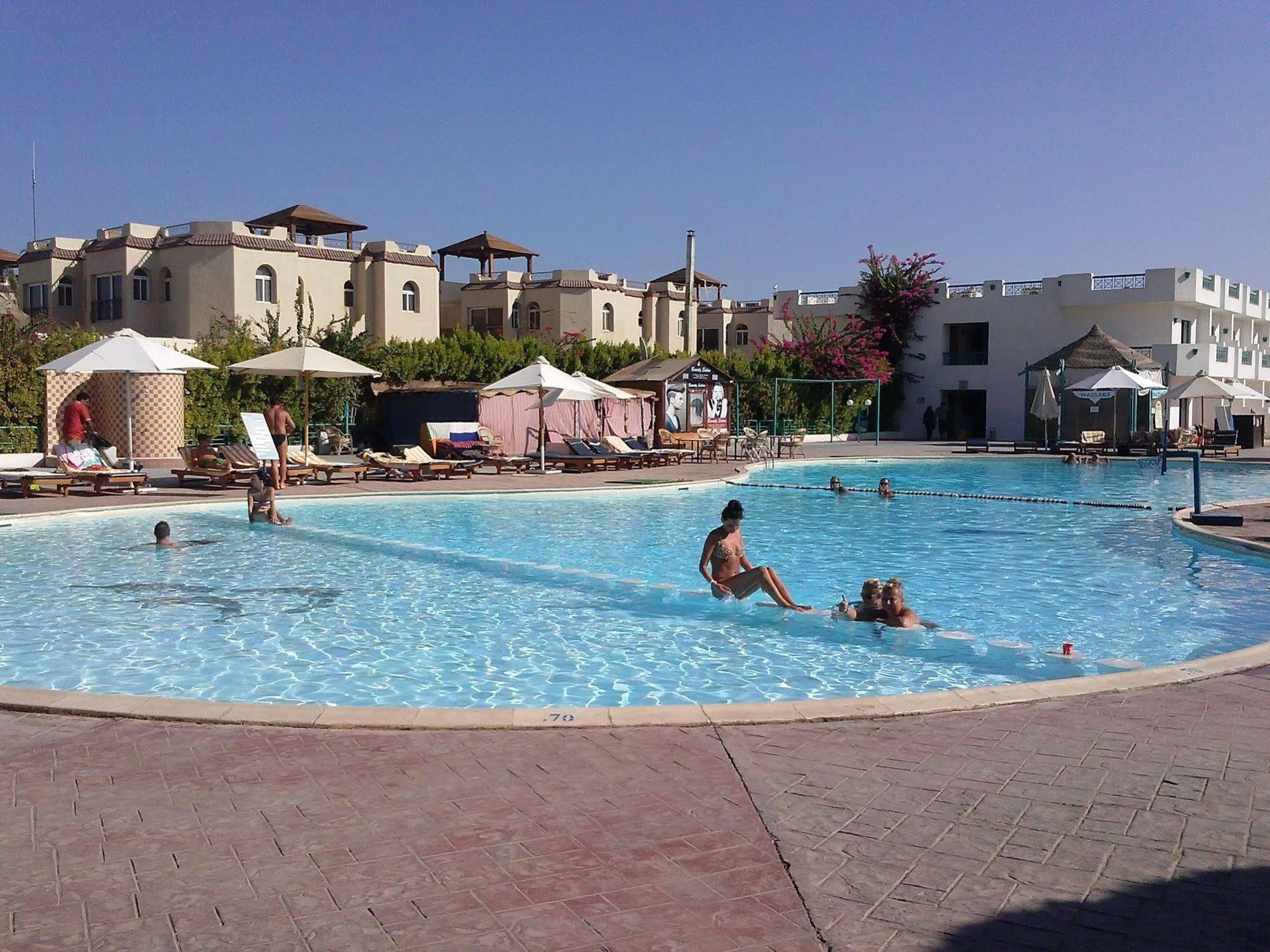 Sharm Cliff Resort Екстериор снимка