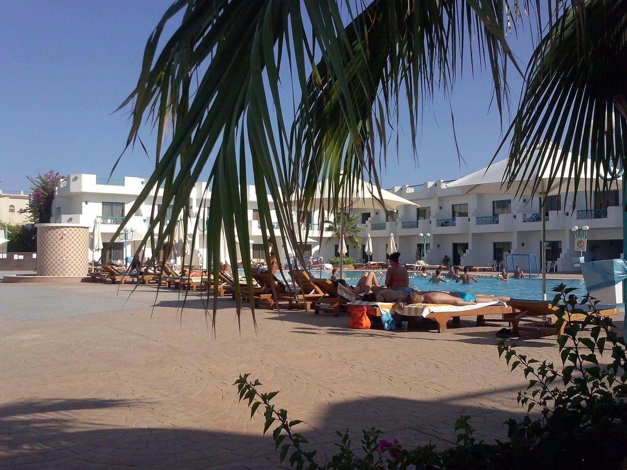 Sharm Cliff Resort Екстериор снимка