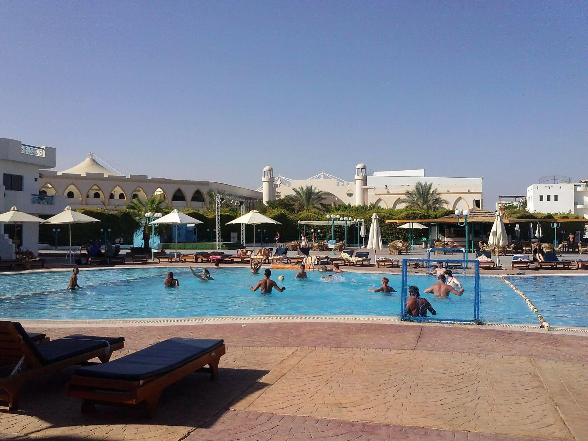 Sharm Cliff Resort Екстериор снимка